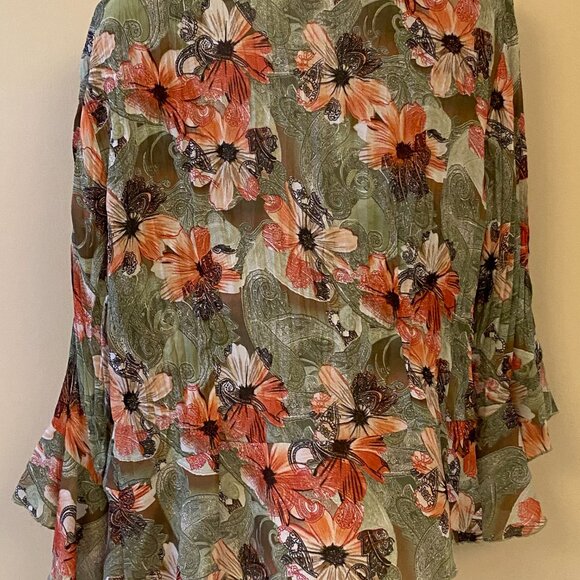 Ladies top - Picture 2 of 6